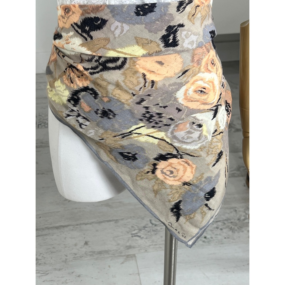Oscar de la Renta Floral Square Scarf Taupe Peach Rayon Japan Accessory Street